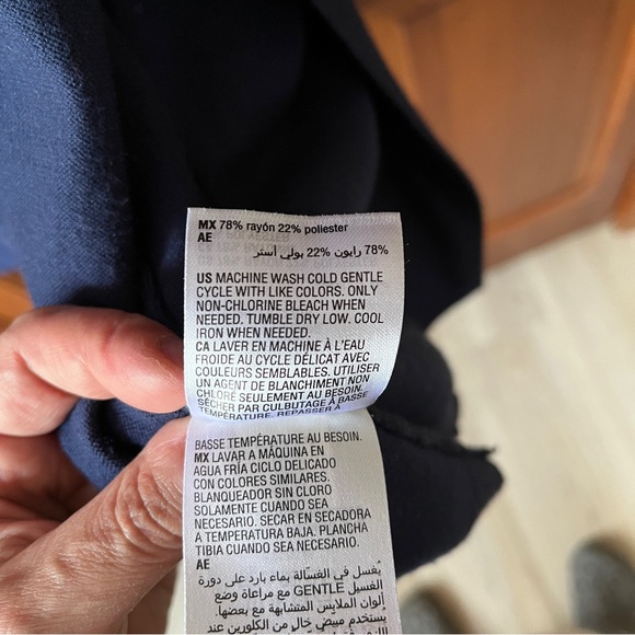 JM Collection Petite L Women's Long Sleeve Navy cardigan Sweater With Pockets - Picture 3 of 5